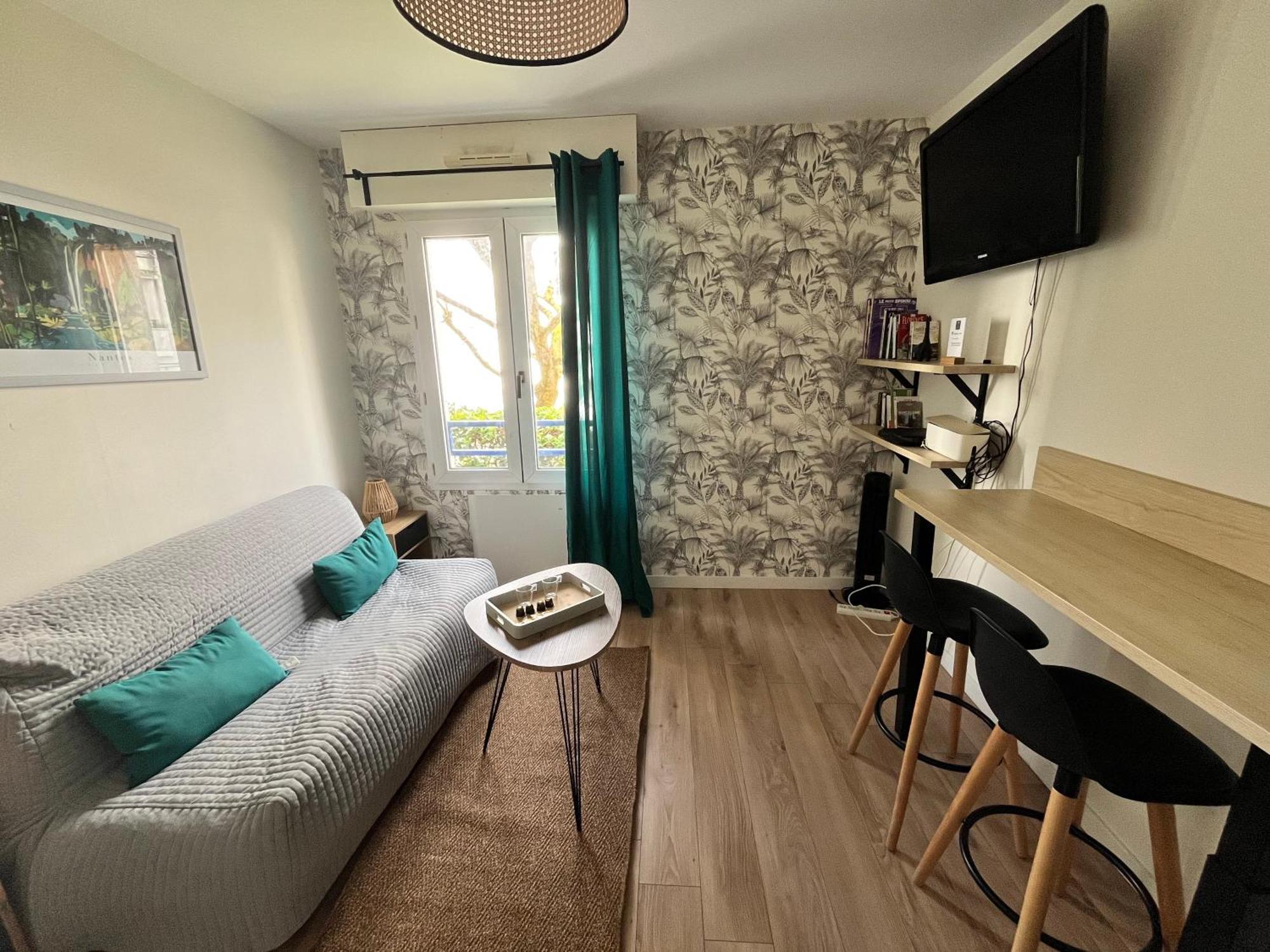 Agreable Studio Calme - Proche Tramway Et Centre Nantes Exterior photo